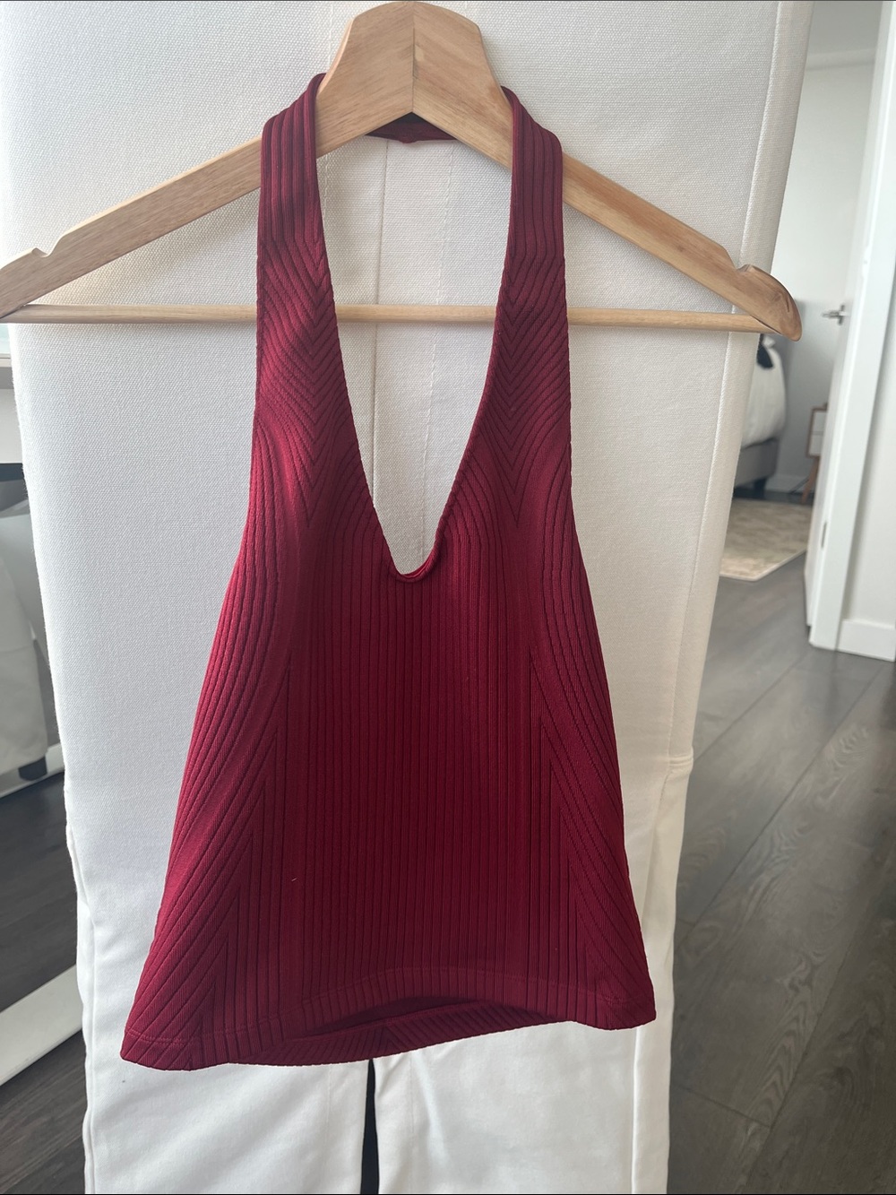 Dynamite Ribbed Halter Tank in Wine